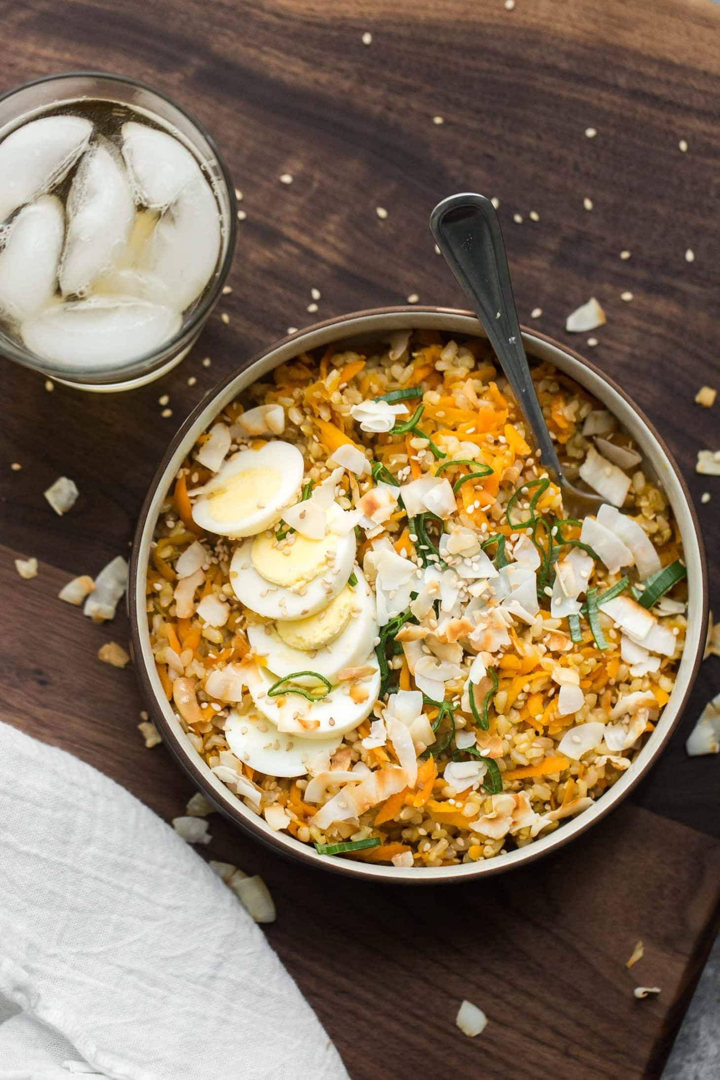 Amaranth Porridge with Caramelized Bananas and Pecans