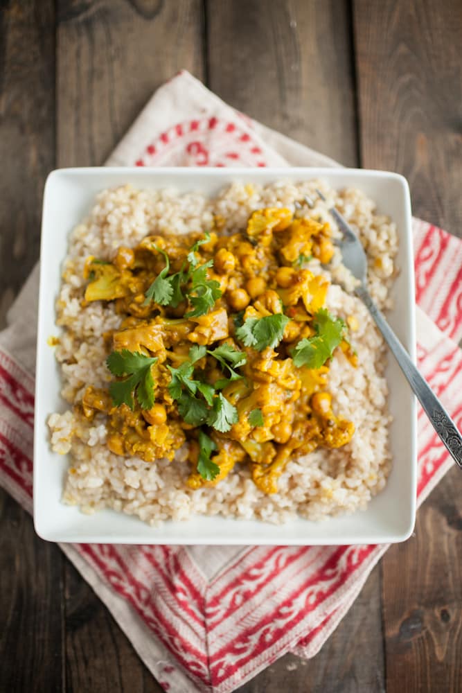 Chickpea Curry with Cauliflower
