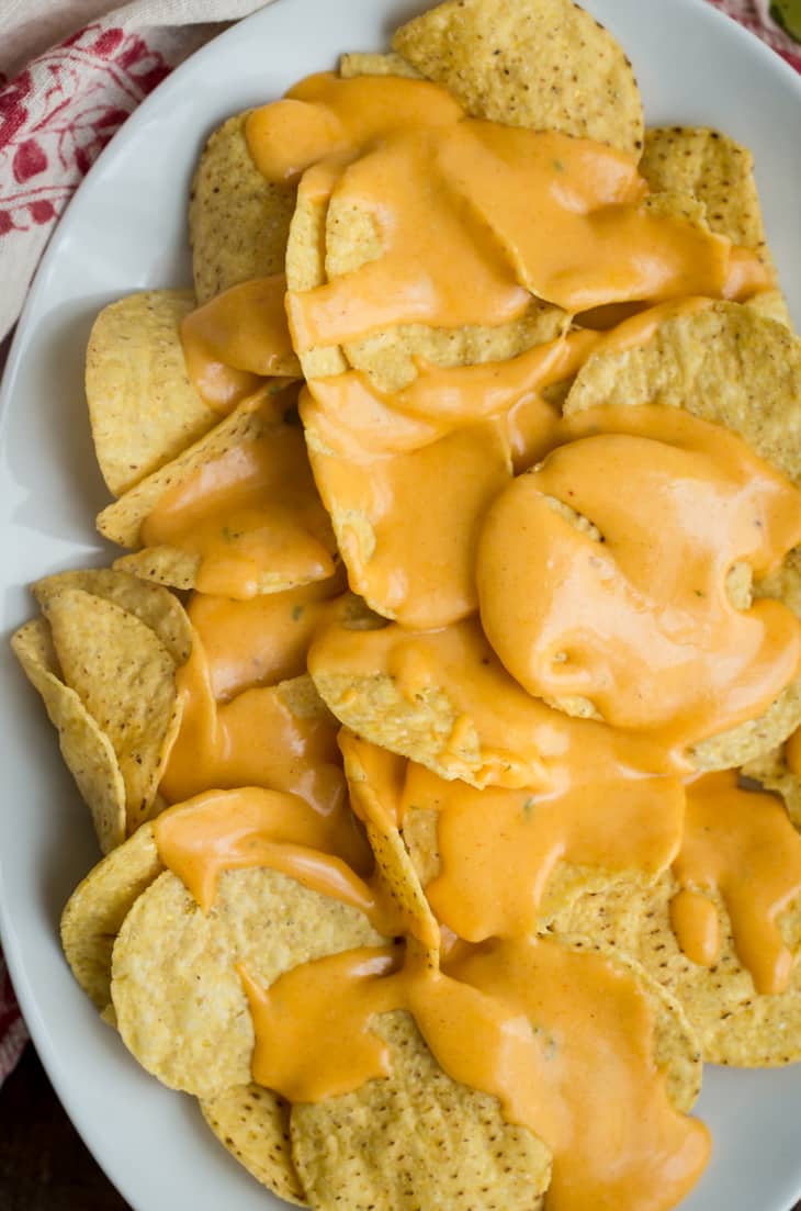 Vegetarian Nachos | @naturallyella