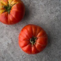 Heirloom Tomatoes | http://naturallyella.com