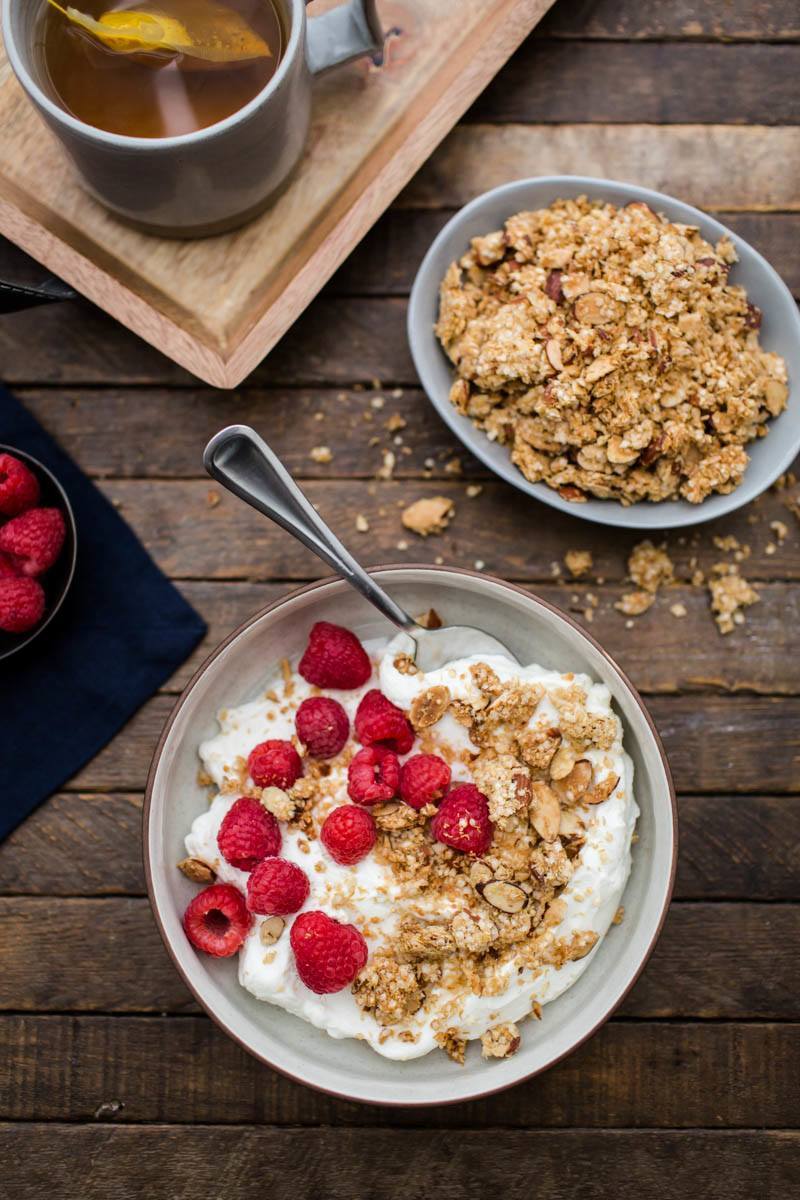 quinoa granola with yogurt
