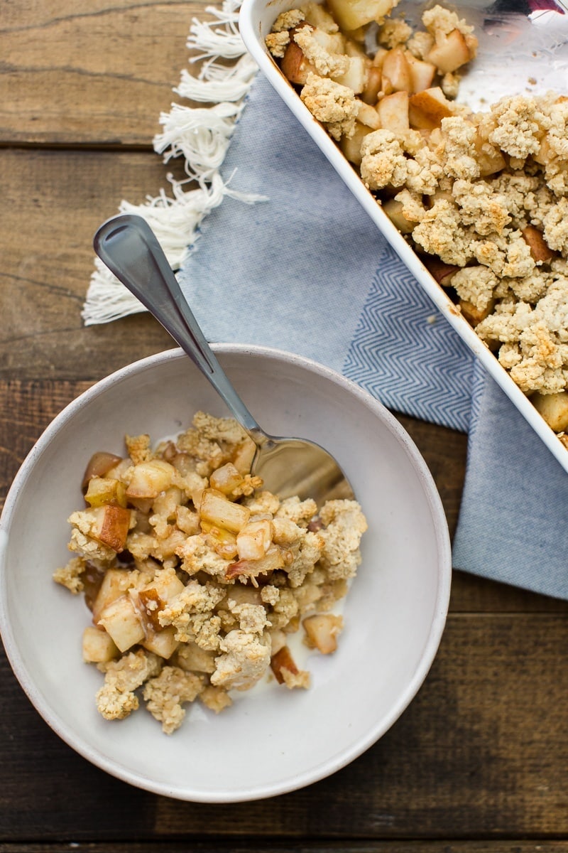 Pear Crisp | http://naturallyella.com