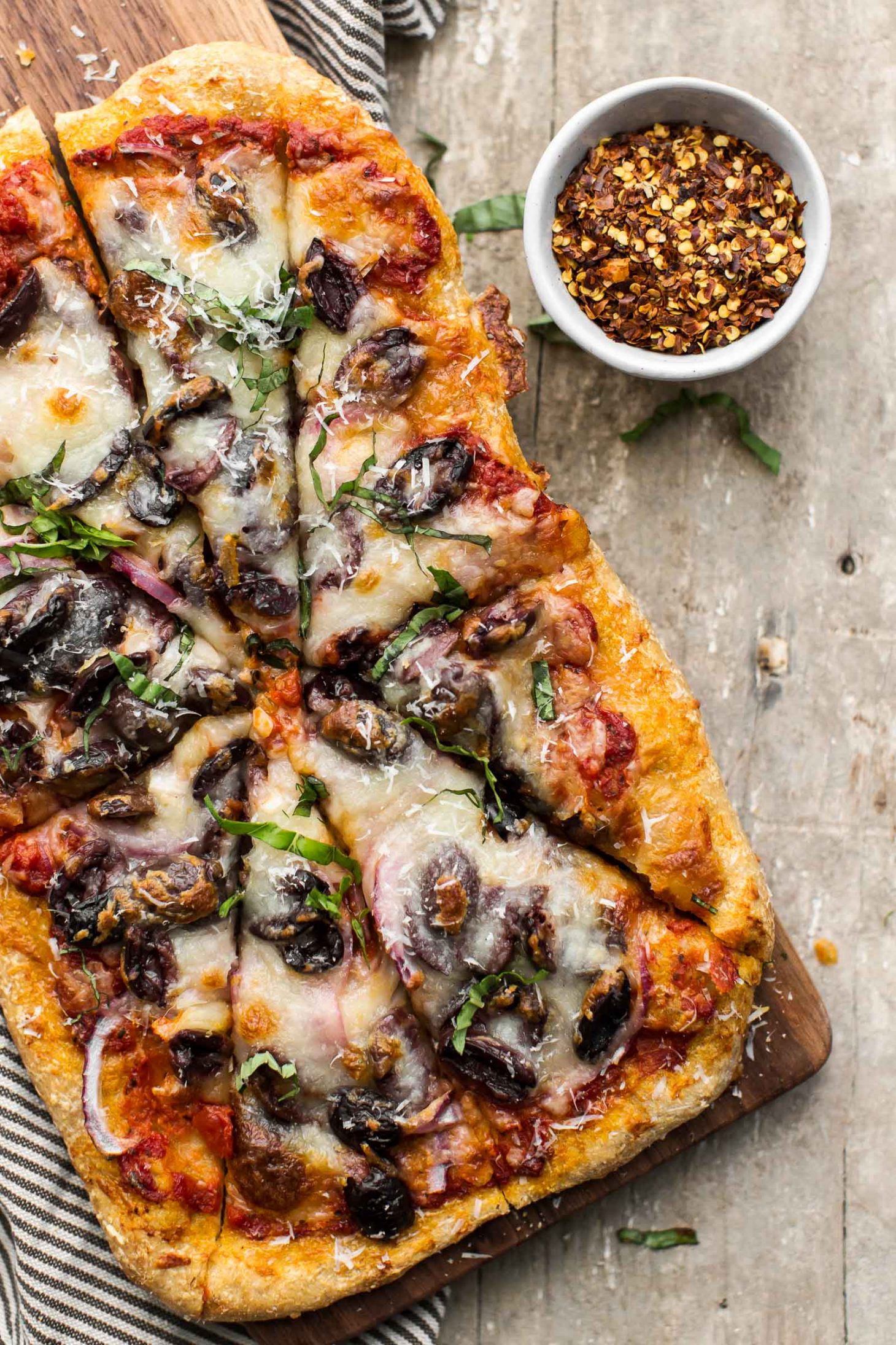 Olive Pizza with Red Onions |  30 Minute Vegetarian Dinners