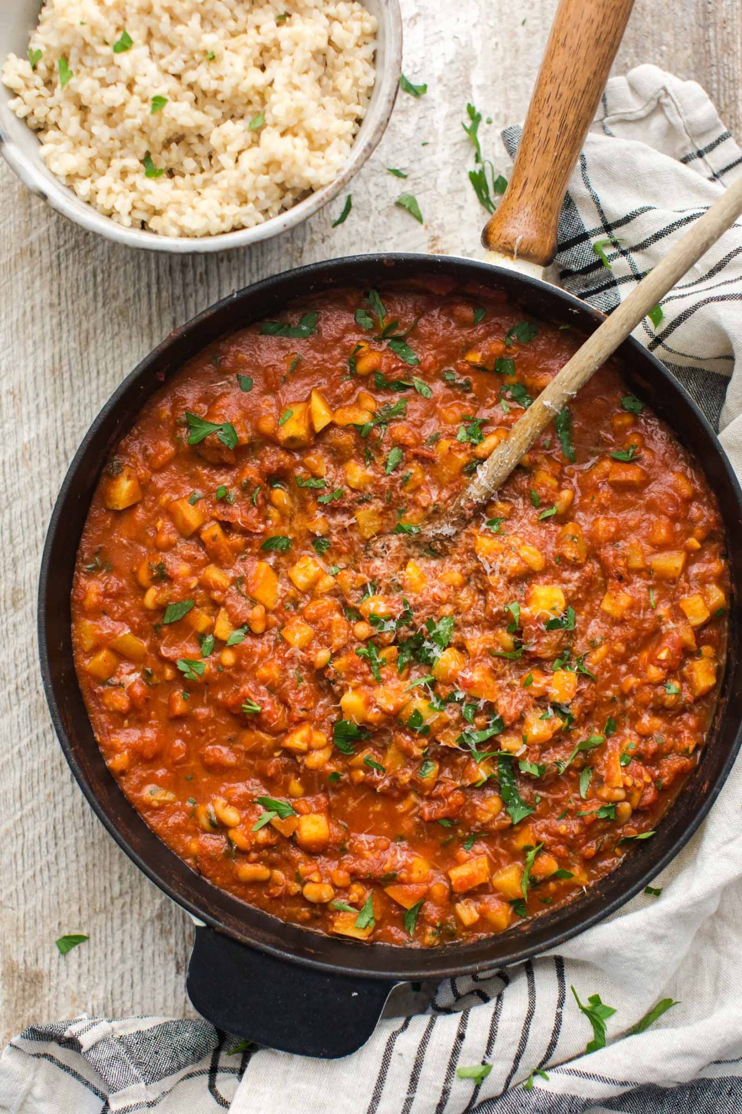 White Beans in Spicy Tomato Sauce | @naturallyella