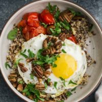 Za’atar Spiced Pecans and Quinoa Breakfast Bowl with Roasted Tomatoes | Naturally Ella
