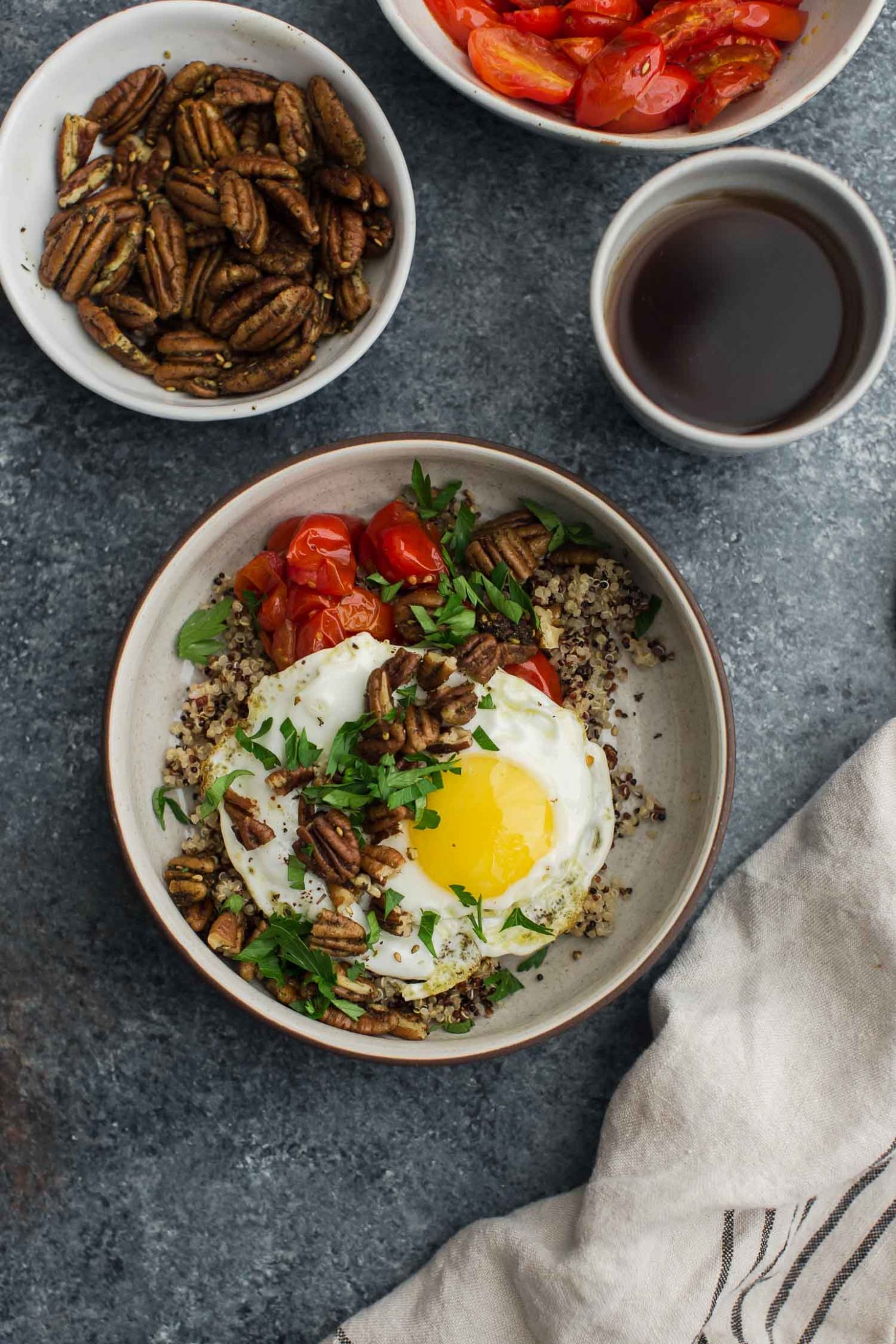 Za’atar Spiced Pecans and Quinoa Breakfast Bowl | Naturally Ella