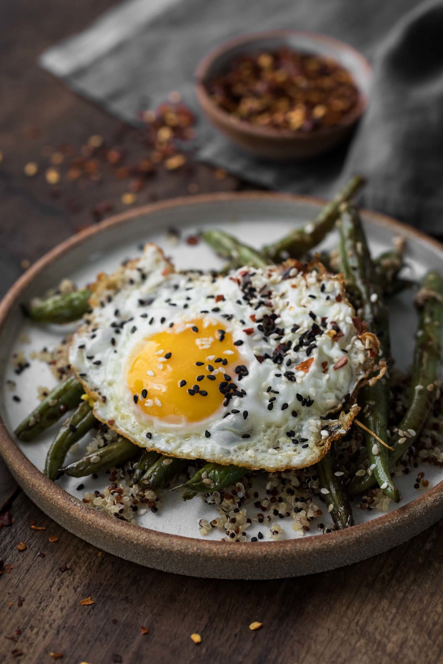 Sesame Green Beans with Quinoa and Eggs