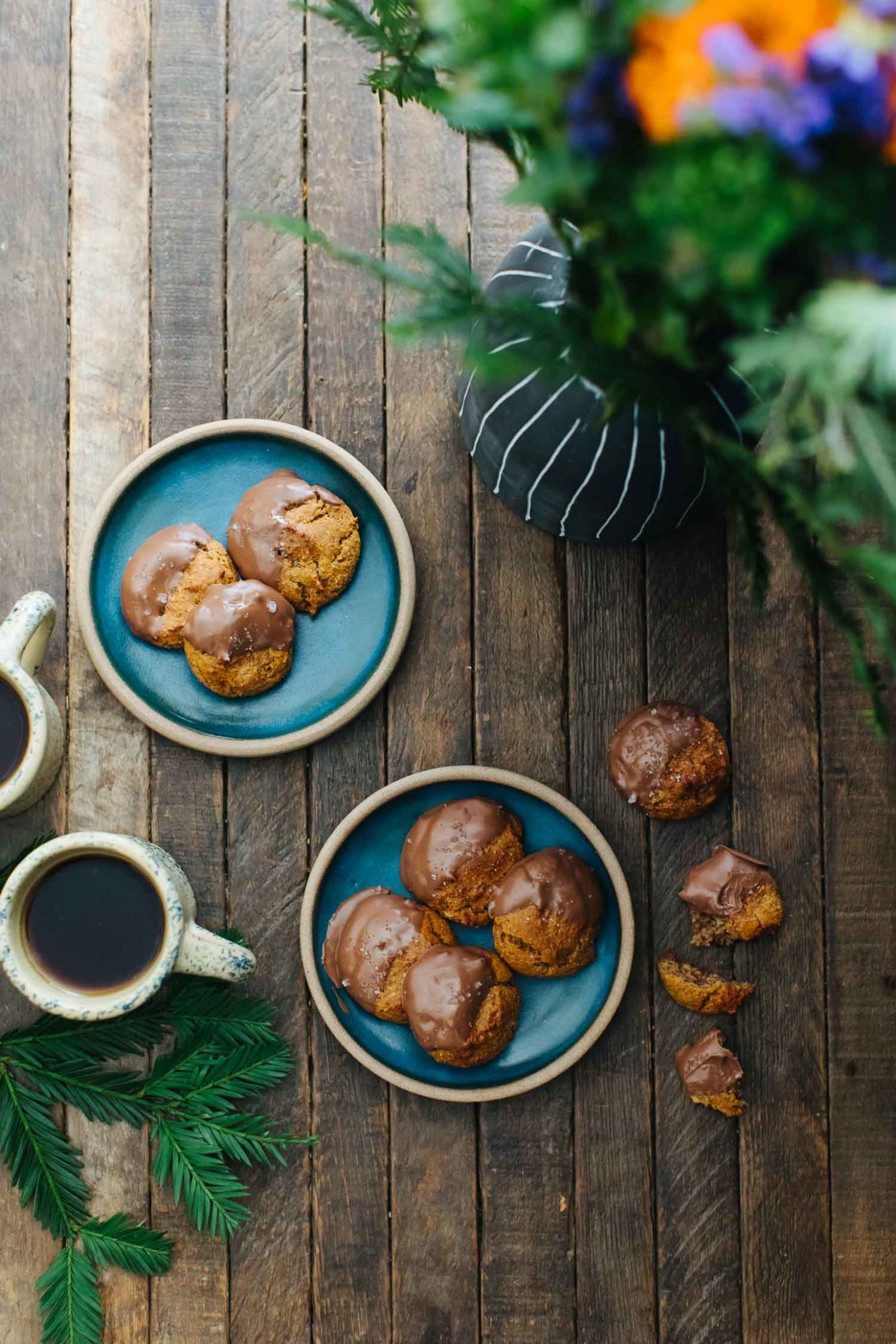 Chocolate Almond Drop Cookies with Bob's Red Mill Almond Flour | Naturally Ella