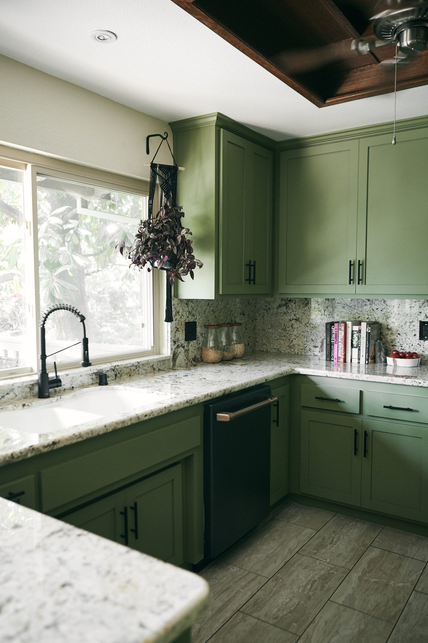 11 Green Kitchens Where Emerald Shines and Sage Is All the Rage - The Study